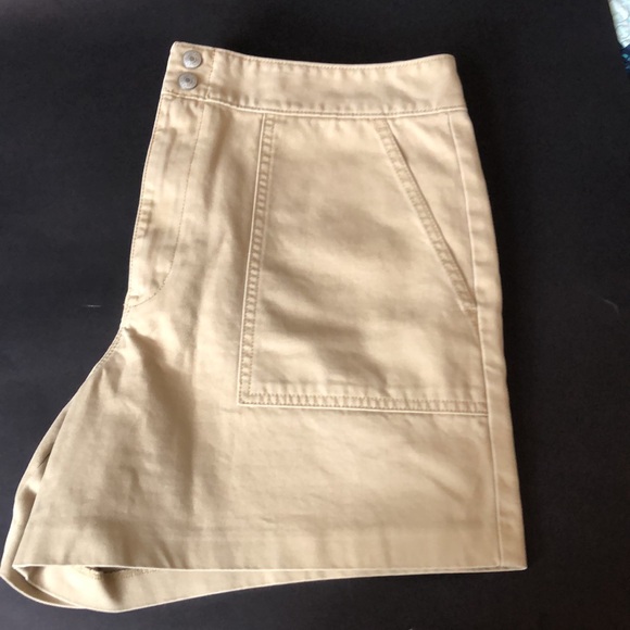 GAP Mom Shorts. High waist Khaki shorts for women, Sizes 14, NWOT. - Picture 10 of 13